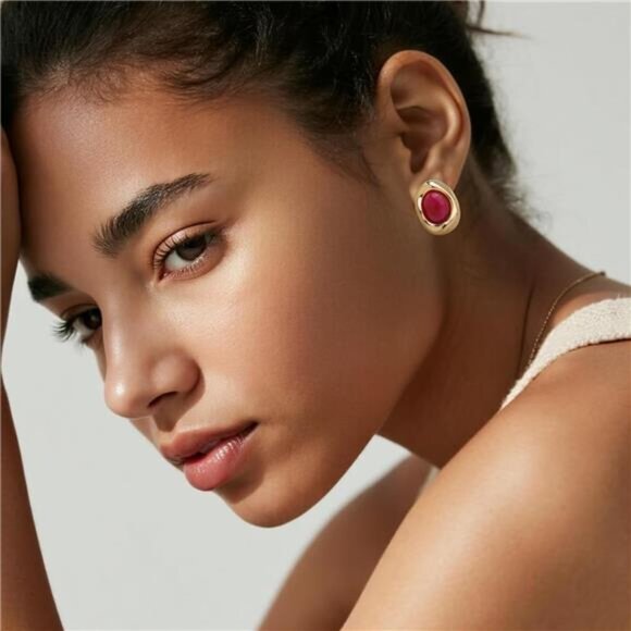 💖 Vintage Fuchsia Stud Earrings – Retro 14K Gold Plated Bezel Setting – Elegant - Picture 3 of 7